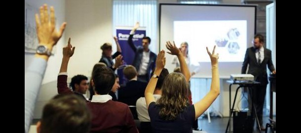 fotootje kick off.jpg